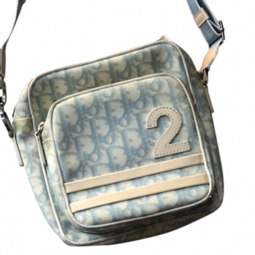 NOT SELLING, IN SEARCH OF (ISO)